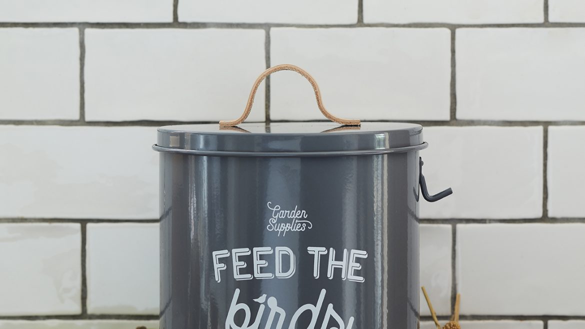 Vorratsdose für Vogelfutter – Grau – lifestyle - Burgon & Ball - Franks kleiner Garten