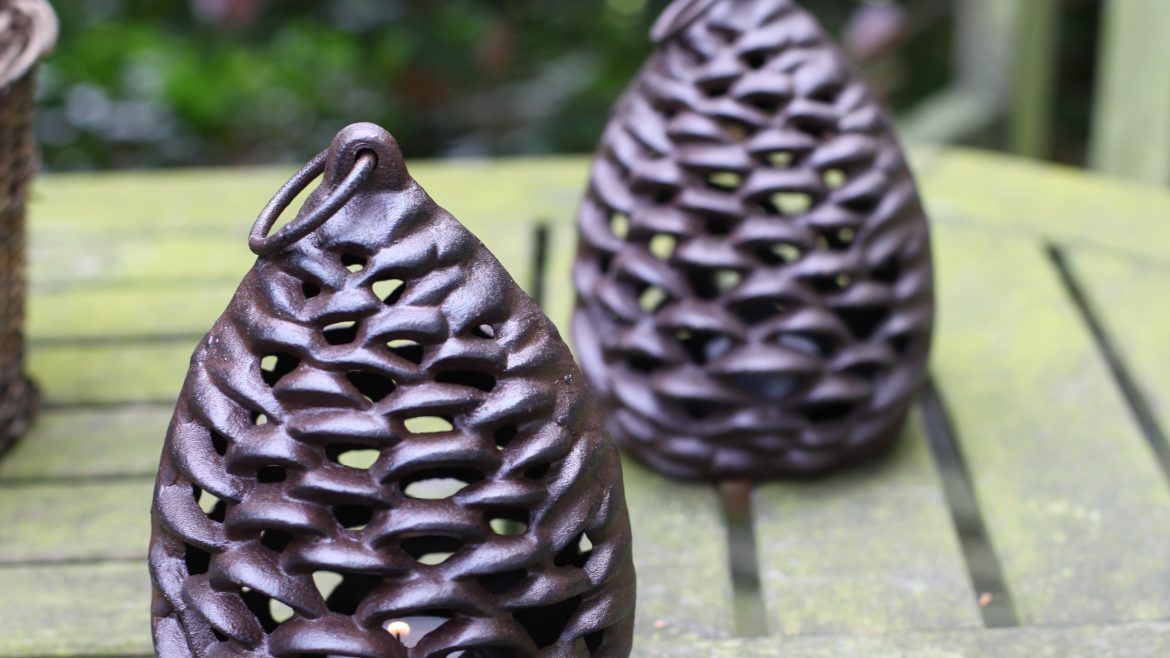 Windlicht - Pinecone - Tannenzapfen - klein - lifestyle - Franks kleiner Garten