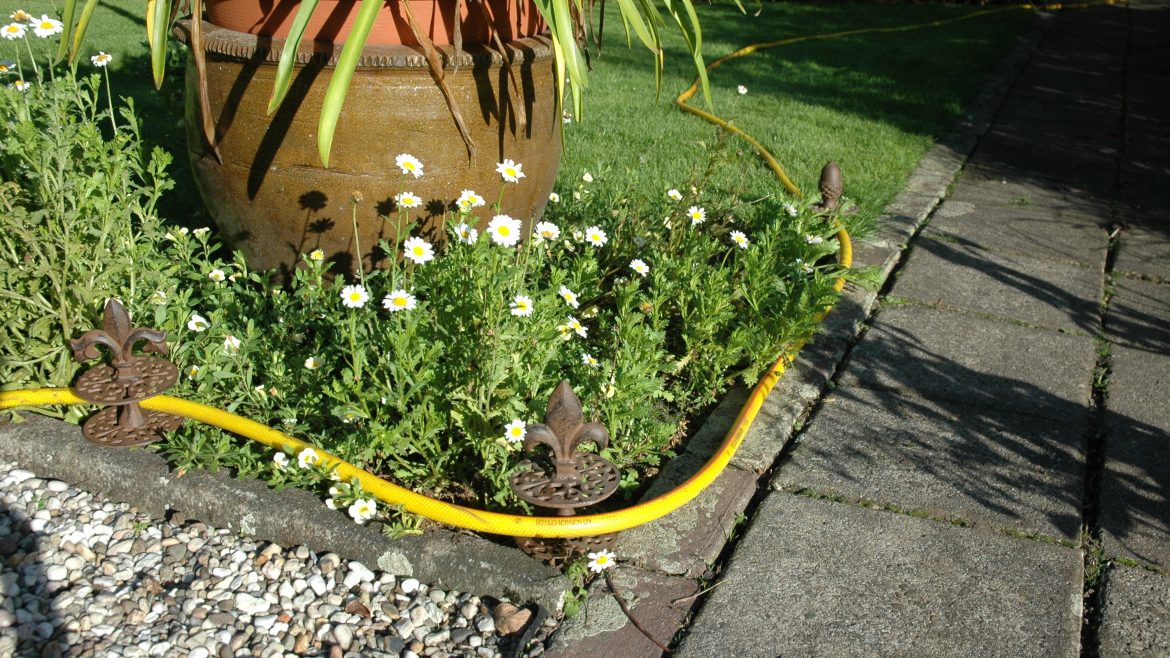 Schlauchführung Bretagne - Gusseisen - Antik - lifestyle - Franks kleiner Garten