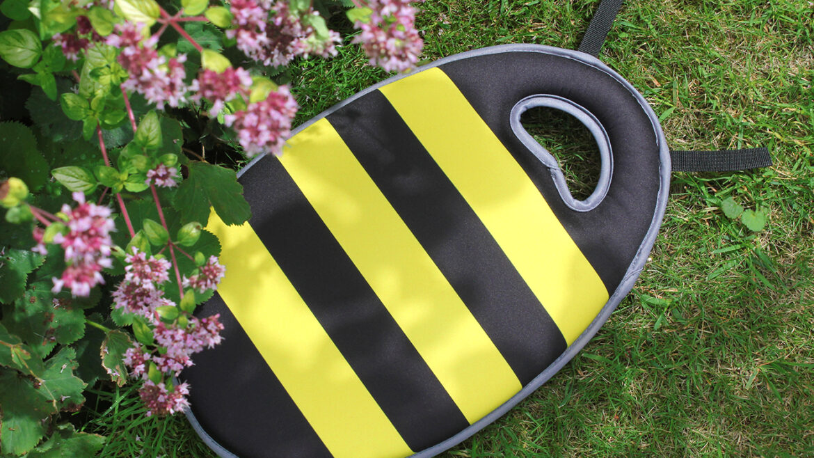 Kniekissen - Kneelo - Kids - Buzz - Biene - Burgon & Ball - Lifestyle - Franks kleiner Garten
